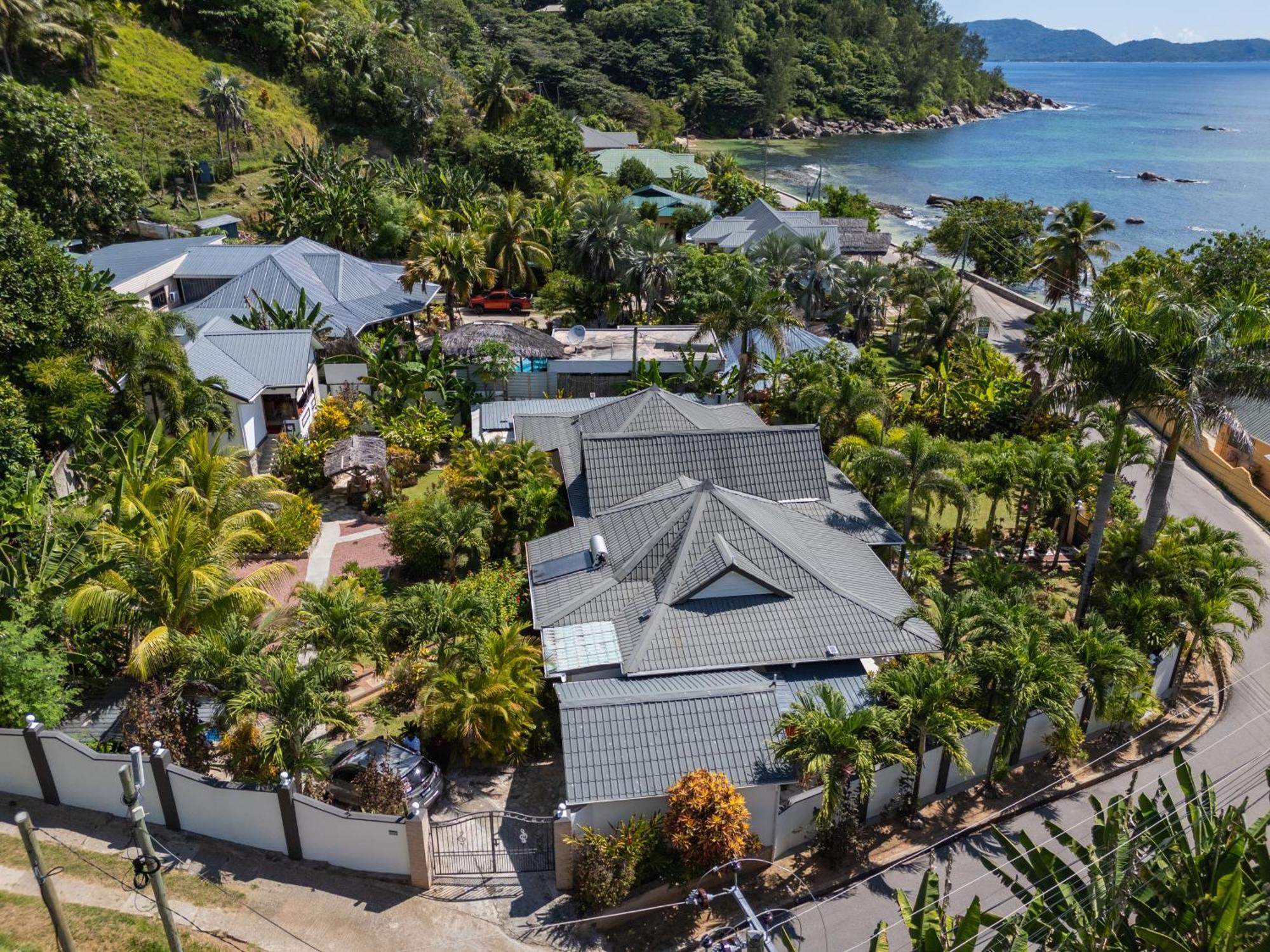 Nid'Aigle Lodge Baie Sainte Anne Exterior foto